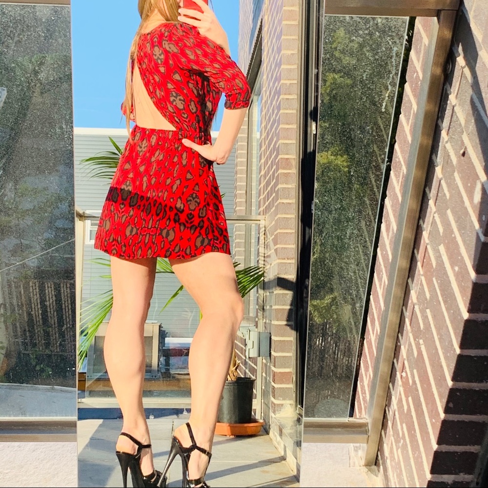 Dolce Vita Air Light Animal Print Open Back Hi-Low - Picture 7 of 11
